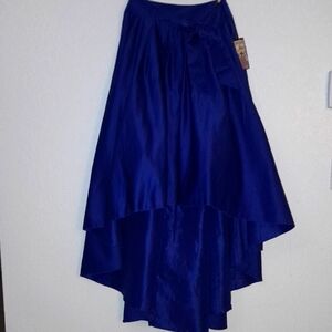 Elegant Blue Asymetrical Skirt With Pedicoat & Tie Waist